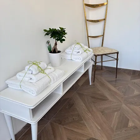 Maison24
