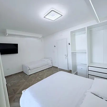 Maison24 Bed & Breakfast Martinsicuro