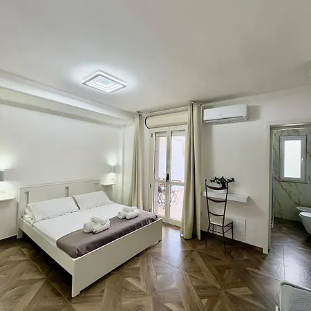 Maison24 Couette-café 3*