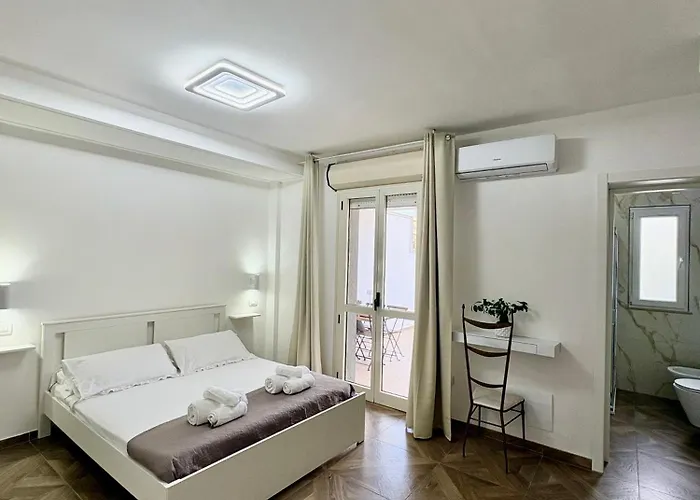 Maison24 Bed & Breakfast 3*